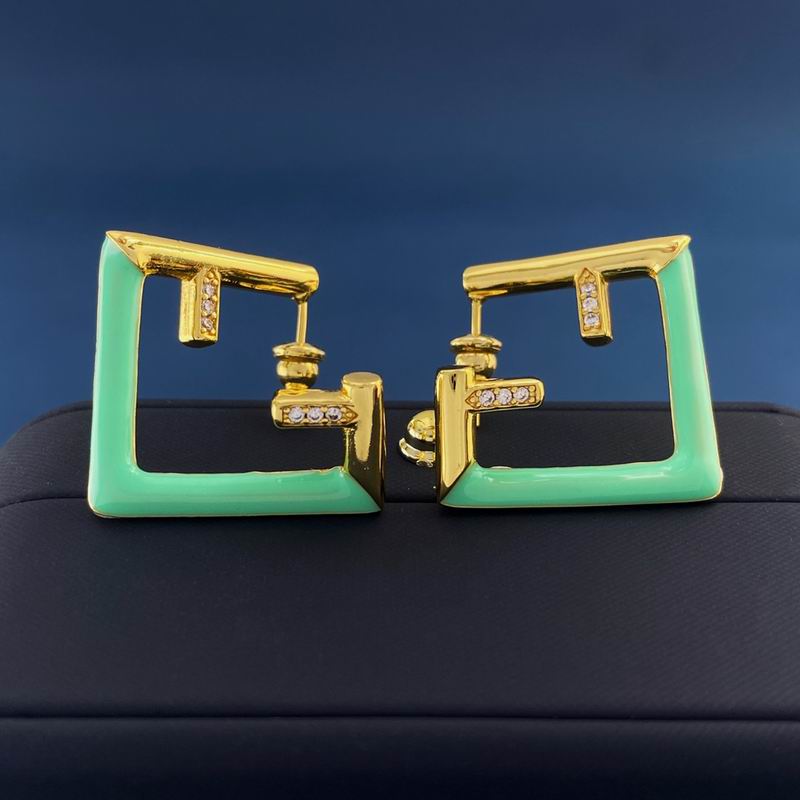 Fendi earring 10lyr14